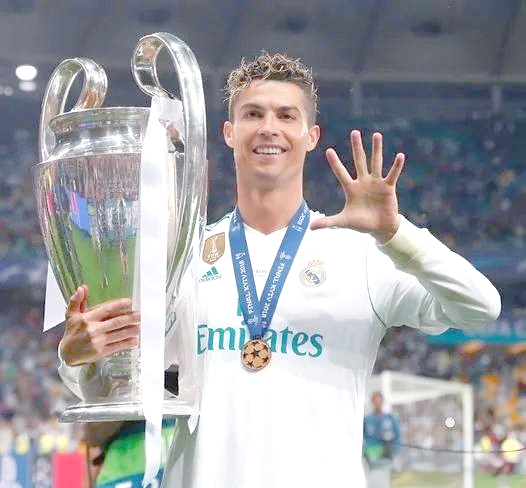 C罗连续十二场比赛得分超过持续失利,TES不断突破!