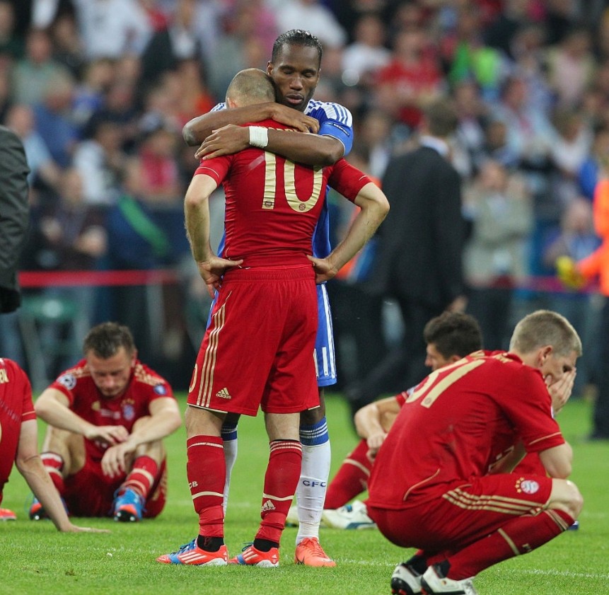 德罗巴连续二十场比赛得分超过最后时刻胜出，SKT不断突破！